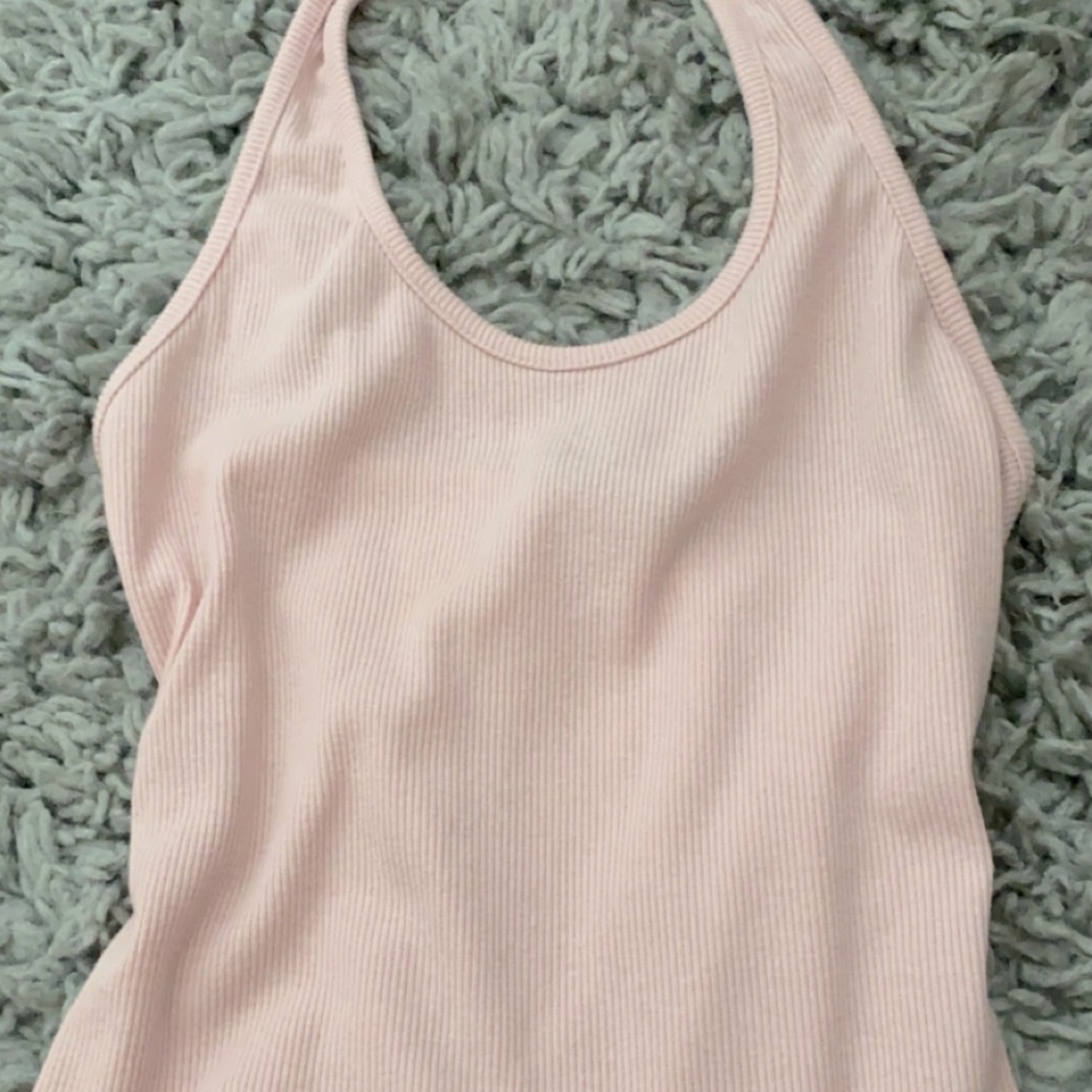 Halter Pink Tanktop 💗 .